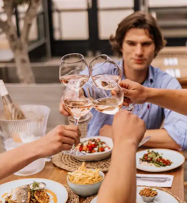 Heerlijk dineren met vrienden in Den Haag